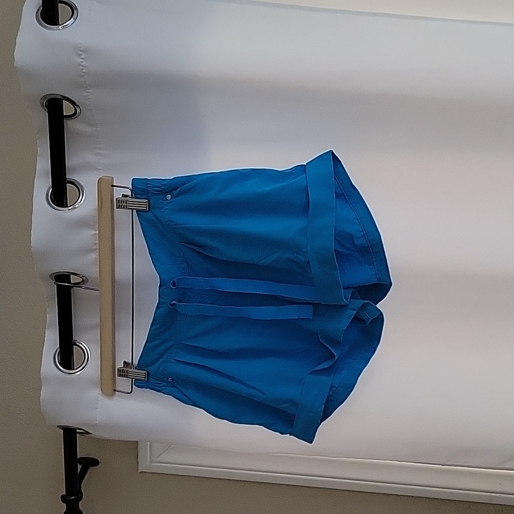 Lululemon Spring Break Away Short